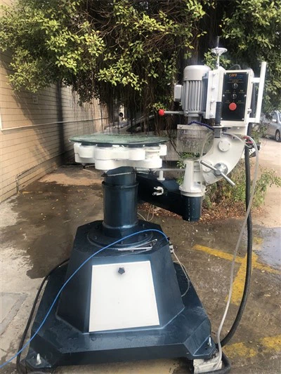 Stroj za brušenje u obliku stakla